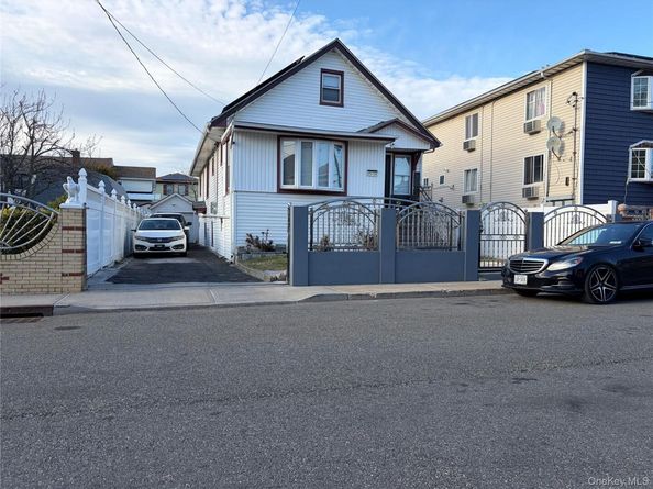 2518 Deerfield Road, Far Rockaway NY 11691