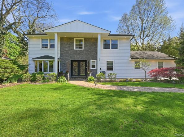35 Elm Drive, East Hills NY 11576