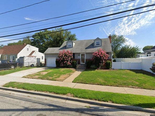 54 Cypress Avenue, Bethpage NY 11714