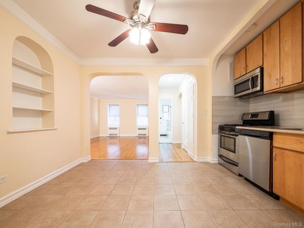 64-85 Saunders Street A9, Rego Park NY 11375