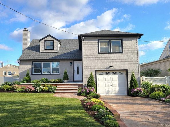 258 Jefferson Avenue, Island Park NY 11558