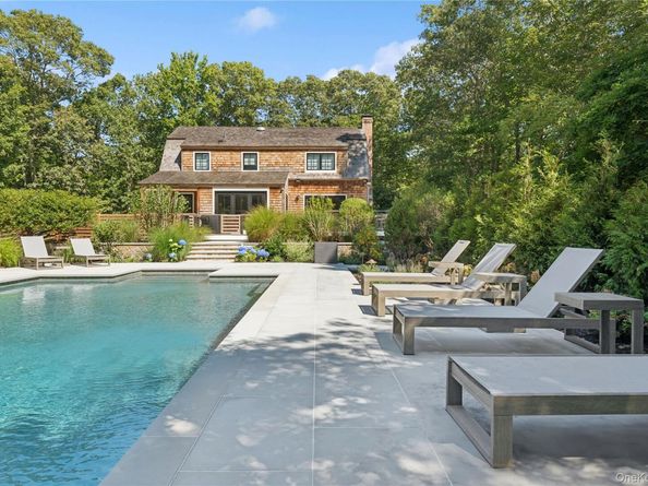 70 Glenview Drive, Southampton NY 11968