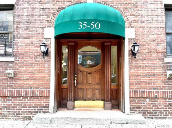 35-50 82 St 4A, Jackson Heights NY 11372