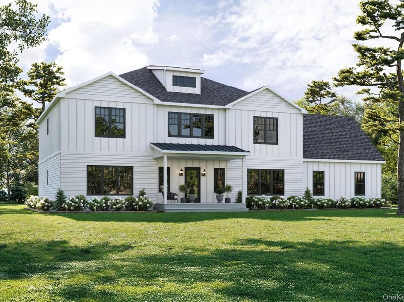 18 Sophia Court, Westhampton NY 11977