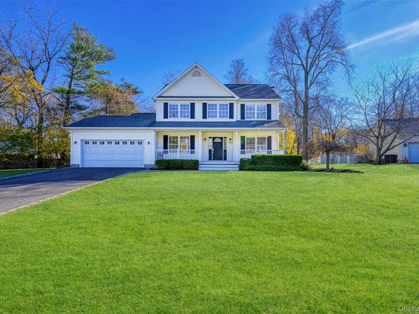 3 Ariel Court, Rocky Point NY 11778