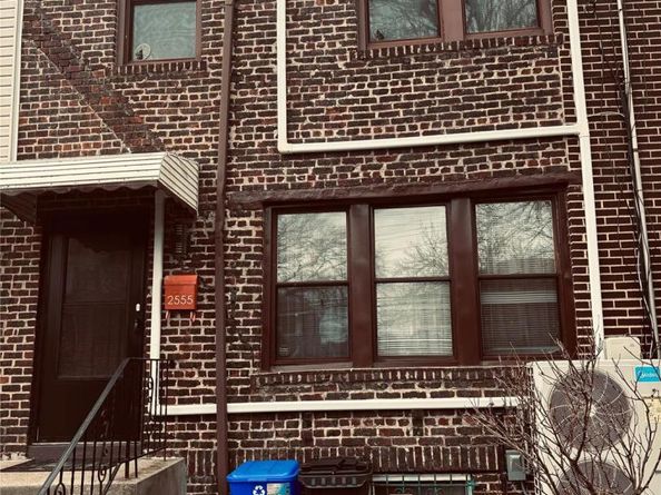 2555 Westervelt Avenue, Bronx NY 10469
