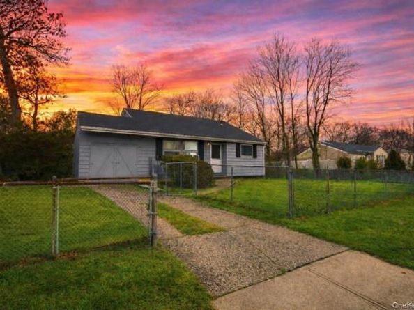 38A Champlain Street, Port Jefferson Station NY 11776