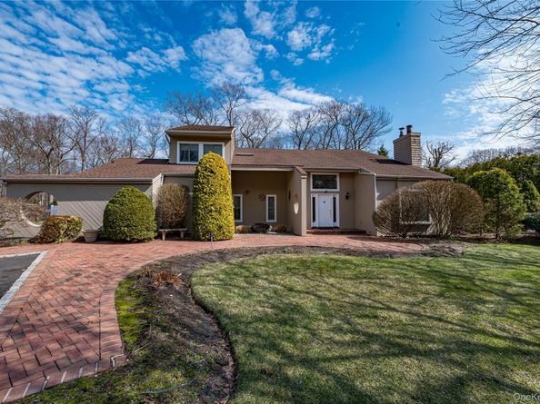 19 Tamara Court, Melville NY 11747