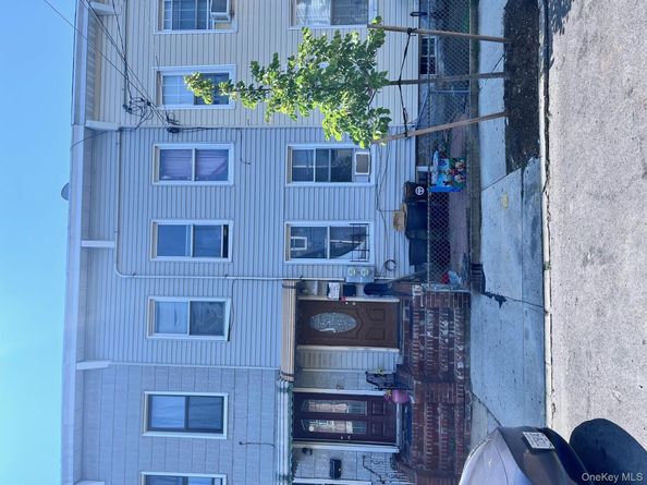 9520 89th Street, Ozone Park NY 11416