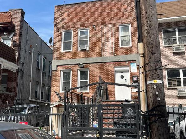 1729 Montgomery Avenue, Bronx NY 10453