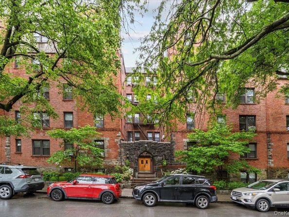 20 William Street 4G, Mount Vernon NY 10552