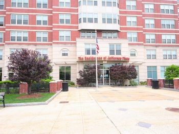 300 Mamaroneck Avenue