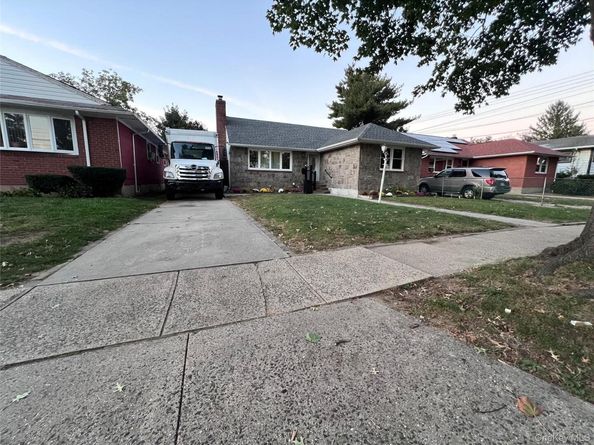 937 Broadway, Westbury NY 11590