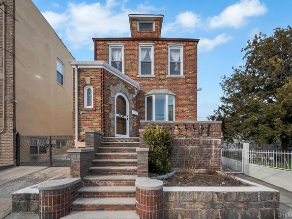 75-33 67th Road, Middle Village NY 11379