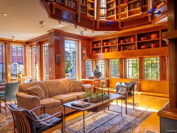 9 Oxford Road, White Plains NY 10605