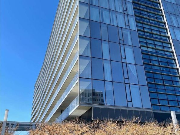 131-05 40th Road PH1T, Flushing NY 11354