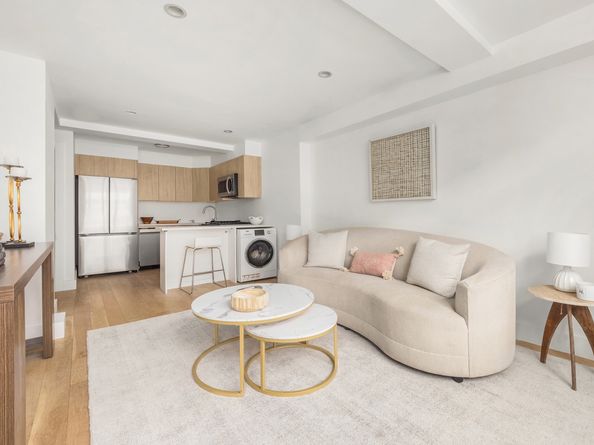 97 Waverly Avenue 1F, Brooklyn NY 11205