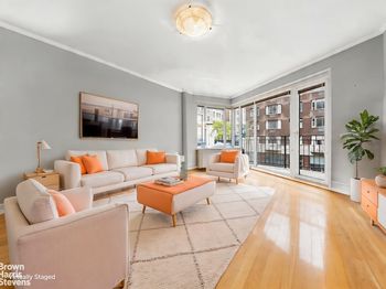 60 Sutton Place S