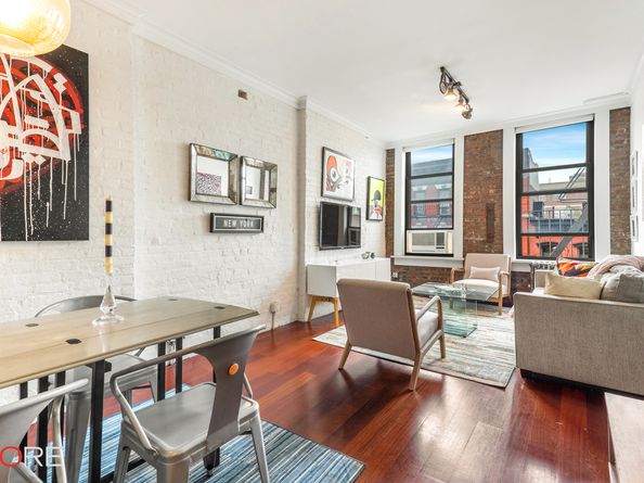 241 East 7th Street 5A, New York NY 10009