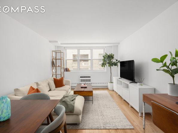 63 East 9th Street 3U, New York NY 10003