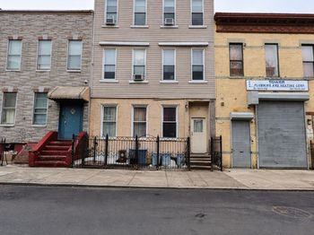 18-22 Bleecker Street