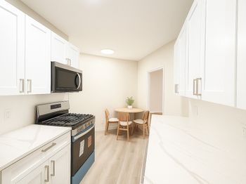 915 East 17th Street