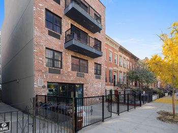 490 Van Buren Street