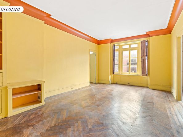 105 West 72nd Street 4C, New York NY 10023