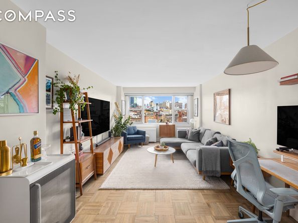 2 Charlton Street 10F, New York NY 10014