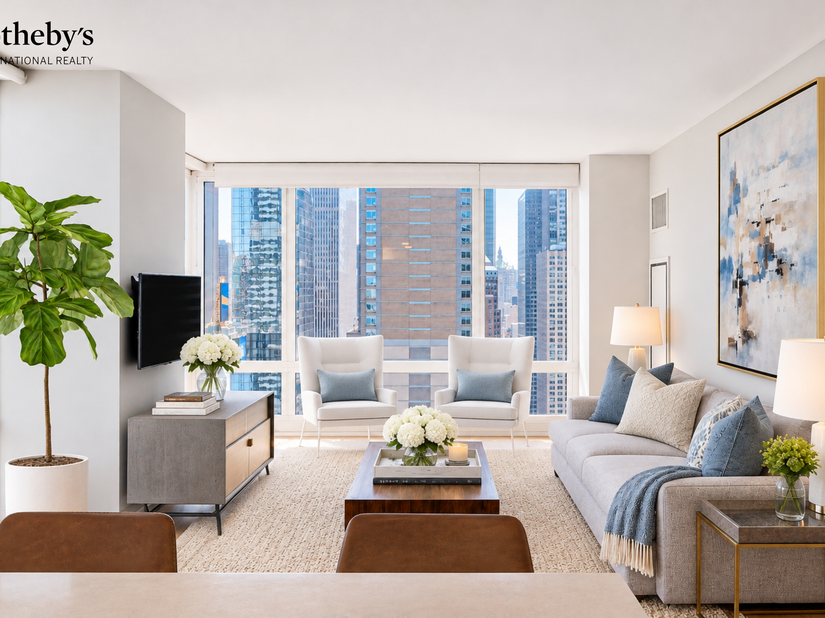 247 West 46th Street 3205, New York NY 10036
