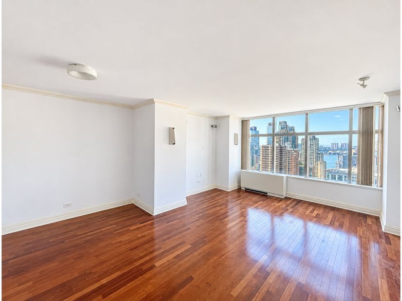 160 West 66th Street 24J, New York NY 10023
