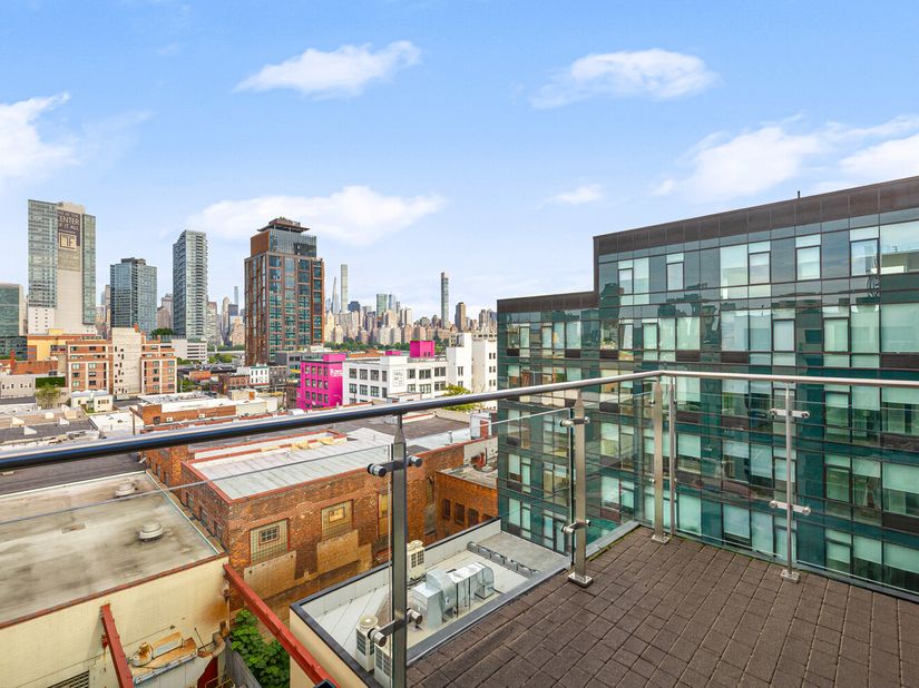46-20 11th Street 7C, Queens NY 11101