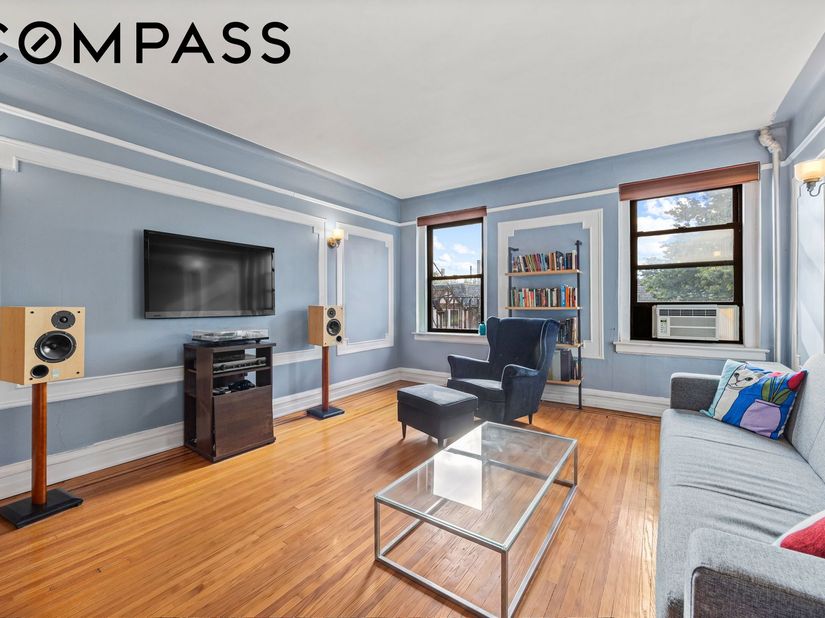 35-55 29th Street 3B, Queens NY 11106