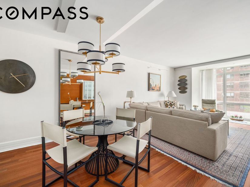 300 East 55th Street 4D, New York NY 10022