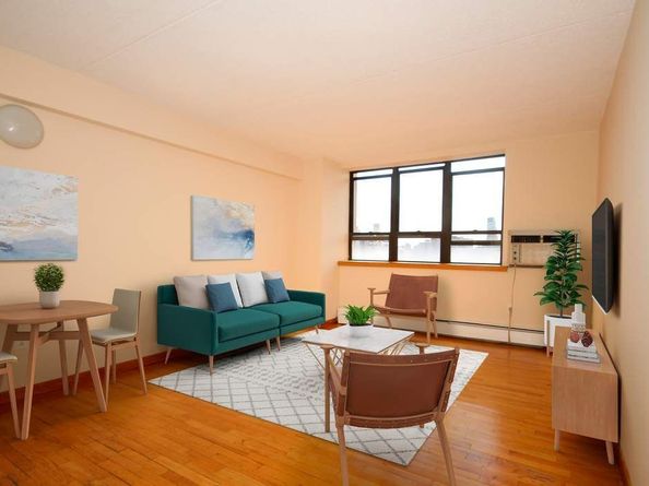 300 Cathedral Parkway 19J, New York NY 10026