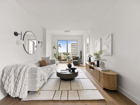 379 Ocean Parkway 7B, Brooklyn NY 11218