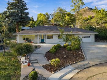 412 Grand Court