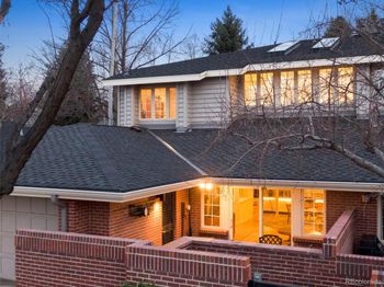 2552 E Alameda Avenue