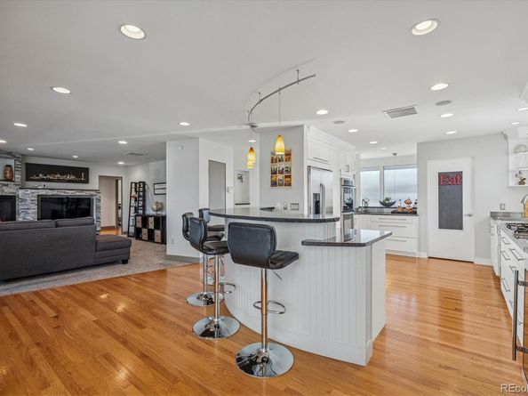 891 N Glencoe Street, Denver CO 80220