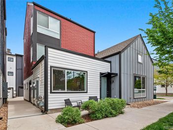 1052 Depew Street