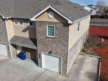 2621 Sable Boulevard