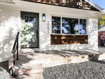 10672 Loren Lane