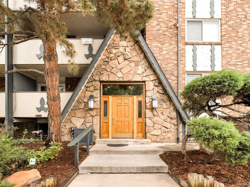 1260 York Street 206, Denver CO 80206