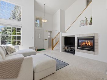 8814 S Field Court