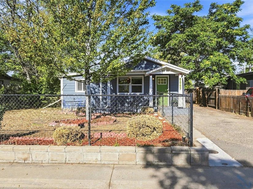 5037 Saint Paul Street, Denver CO 80216