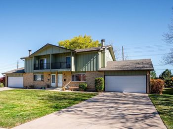 1048 S Alkire Street