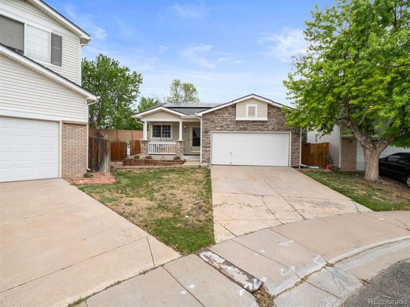 1960 Espana Way, Aurora CO 80011