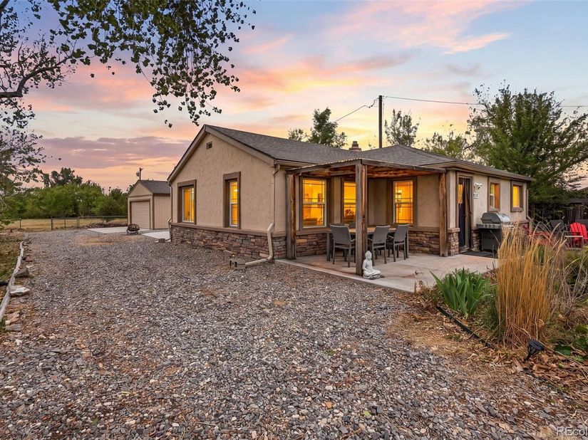 830 Benton Street, Lakewood CO 80214