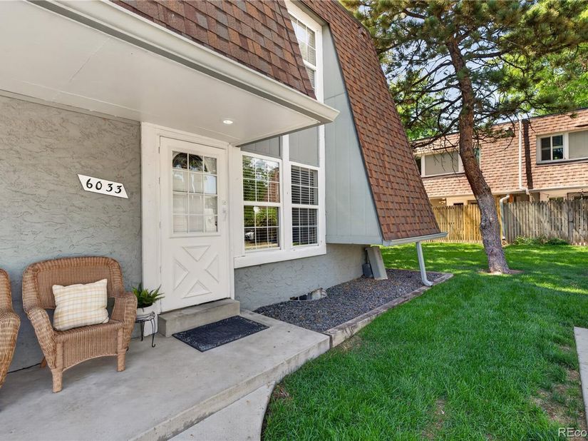 6033 S Sterne Parkway, Littleton CO 80120