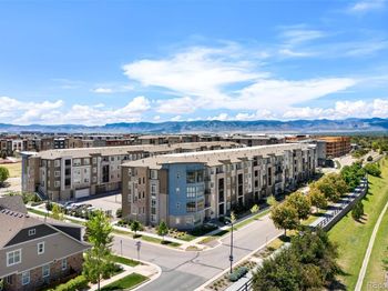 400 E Fremont Place